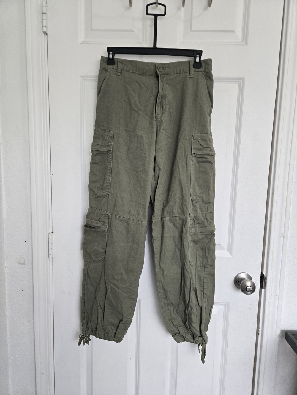 Aeropostale Olive Green Cargo Pants with Drawstring Ankles